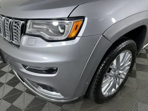 Used 2018 Jeep Grand Cherokee Summit AWD/4WD image 29