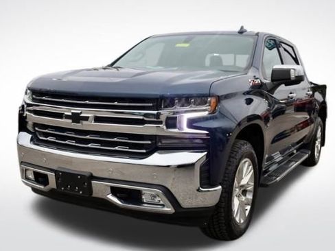 Used 2021 Chevrolet Silverado 1500 LTZ w/ Z71 Off-Road Package image 5