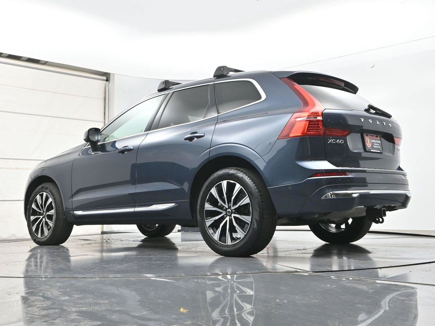 Used 2023 Volvo XC60 B5 Plus w/ Climate Package AWD/4WD image 34