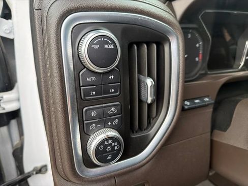 Used 2022 GMC Sierra 2500 Denali w/ Denali Ultimate Package AWD/4WD image 22