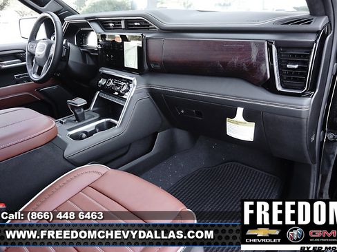 New 2025 GMC Sierra 1500 Denali Ultimate image 12