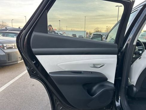 Used 2025 Hyundai Tucson SEL image 23