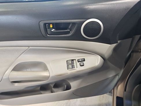 Used 2007 Toyota Tacoma 4x4 Access Cab V6 image 11