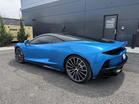 Used 2020 McLaren GT RWD image 4