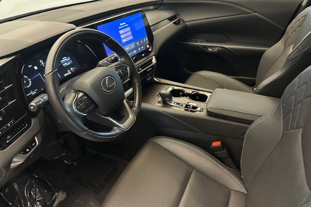 Certified 2025 Lexus RX 350 Premium w/ Accessory Package FWD image 10