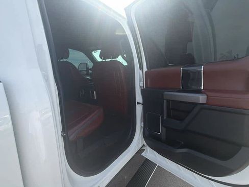 Used 2022 Ford F350 Platinum AWD/4WD image 26