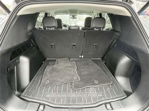 Certified 2022 Ford Escape SEL image 8