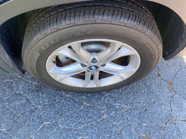 Used 2019 BMW X3 sDrive30i w/ Driving Assistance Package RWD image 11