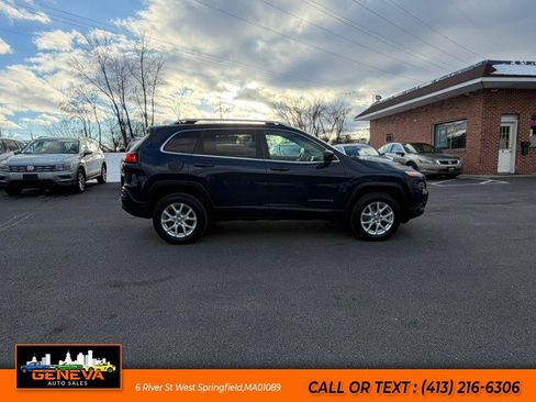 Used 2015 Jeep Cherokee Latitude w/ Comfort/Convenience Group image 4