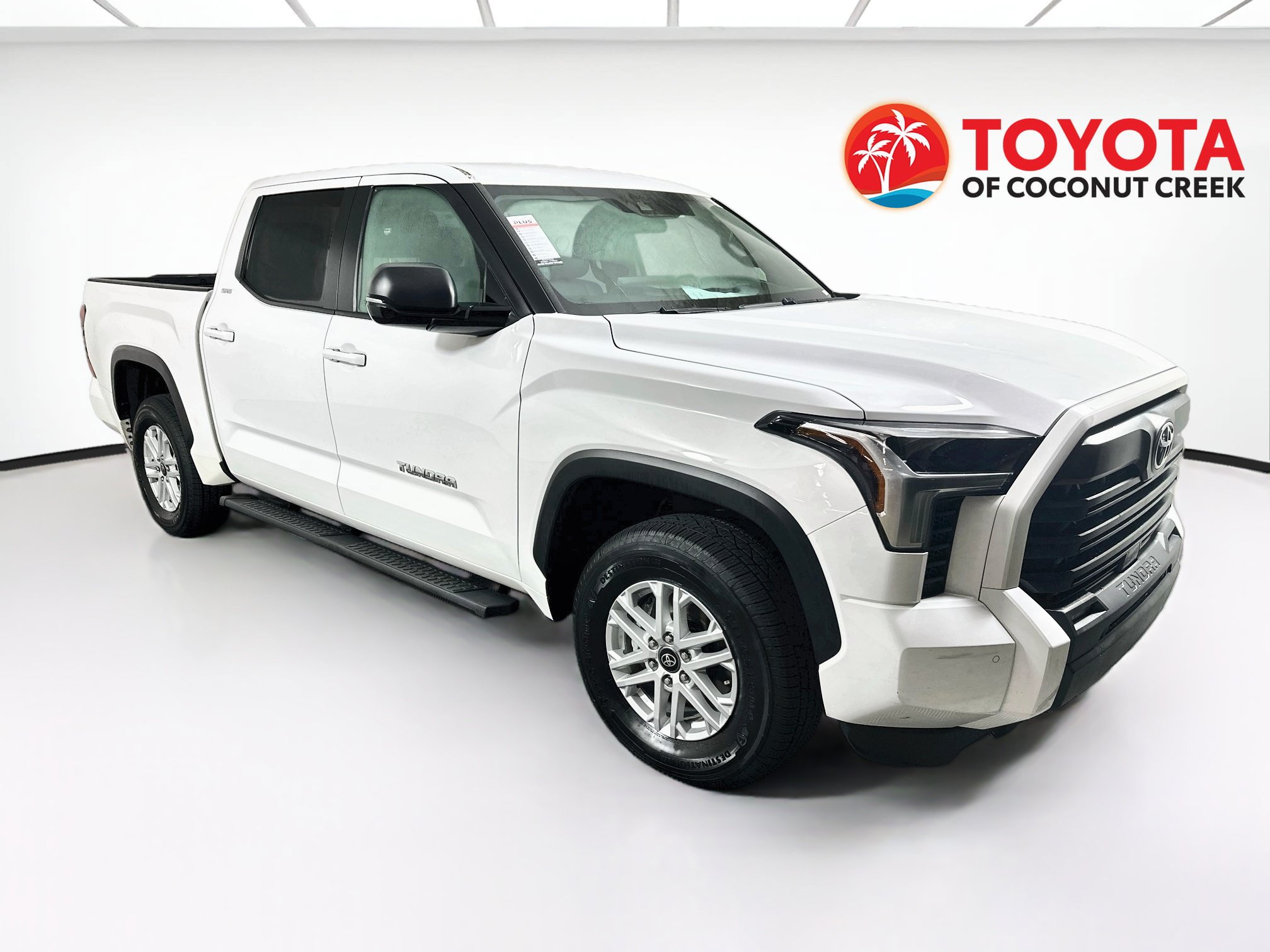 Used 2025 Toyota Tundra SR5 w/ SR5 Premium Package AWD/4WD image 1
