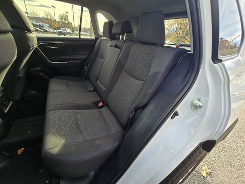 Used 2020 Toyota RAV4 XLE image 14