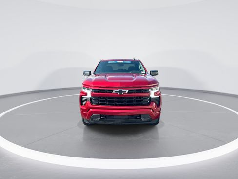 Used 2023 Chevrolet Silverado 1500 RST AWD/4WD image 3