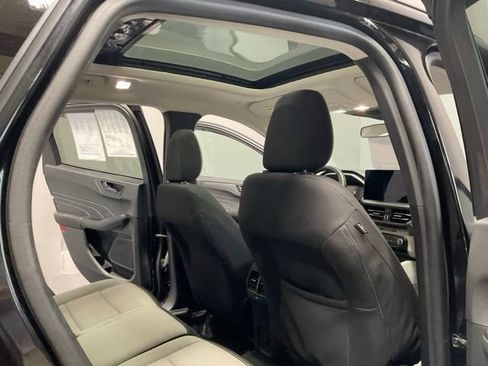Used 2023 Ford Escape Active w/ Tech Pack #1 AWD/4WD image 27