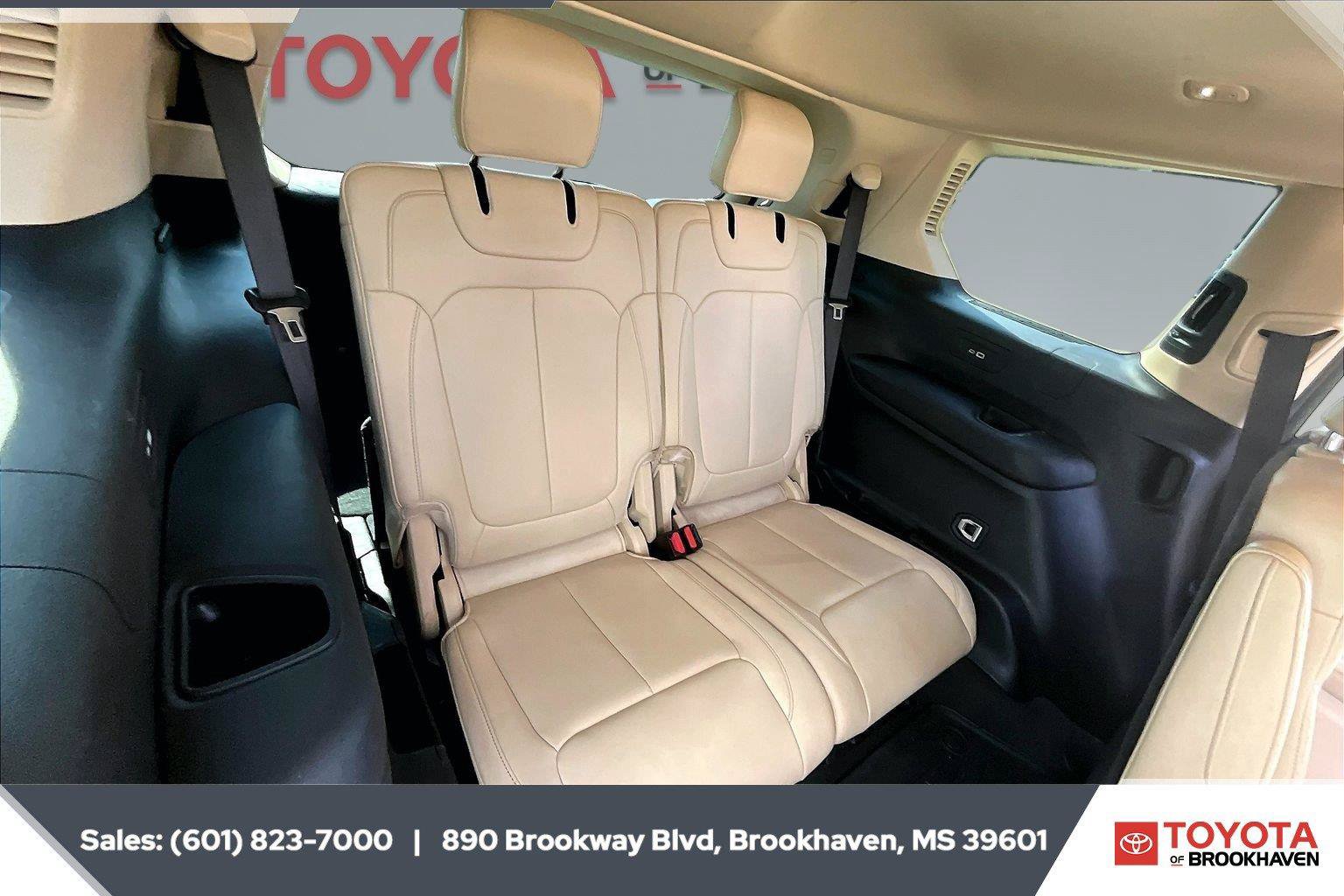 Used 2021 Jeep Grand Cherokee L Limited RWD image 21
