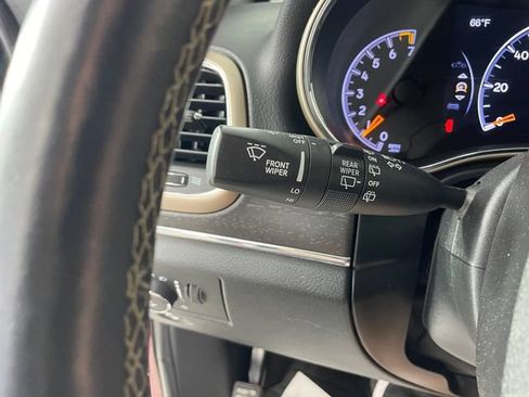 Used 2016 Jeep Grand Cherokee Limited AWD/4WD image 16