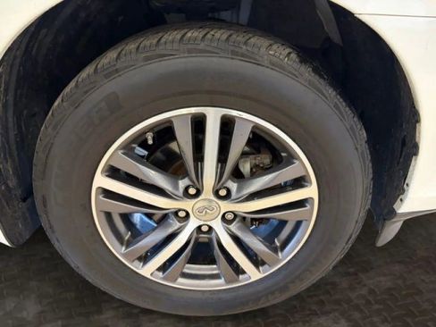 Used 2019 INFINITI QX60 Luxe w/ Essential Package image 39