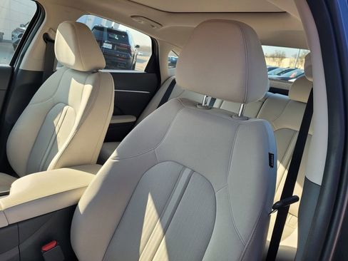 Used 2024 Hyundai Sonata SEL w/ Convenience Package image 13