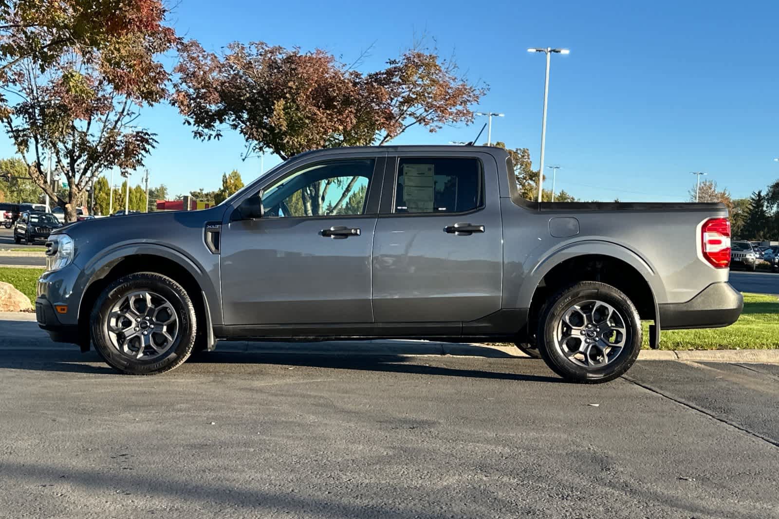Certified 2024 Ford Maverick XLT FWD image 5