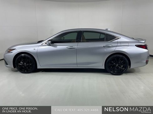Used 2025 Lexus ES 300h F Sport w/ Accessory Package (Z2) FWD image 9