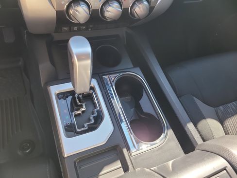 Used 2020 Toyota Tundra SR5 image 25