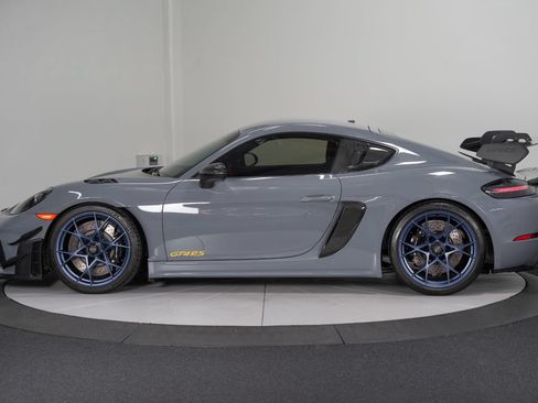 Used 2023 Porsche 718 Cayman GT4 RS RWD image 8