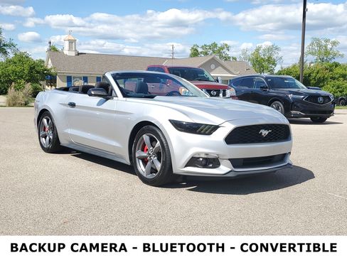 Used 2016 Ford Mustang Convertible w/ Equipment Group 051A RWD image 3