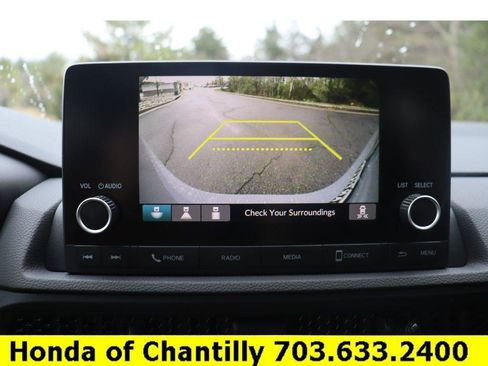 Used 2024 Honda CR-V EX image 15