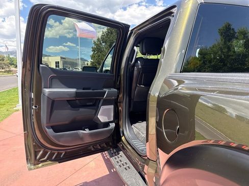 Used 2025 Ford F150 Raptor AWD/4WD image 18