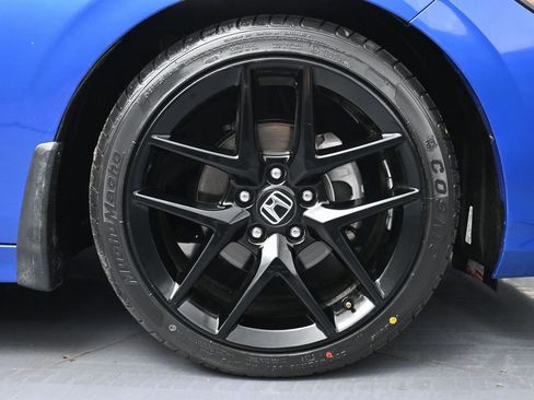 Used 2024 Honda Civic Sport image 12
