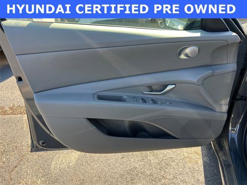 Certified 2025 Hyundai Elantra Blue image 10