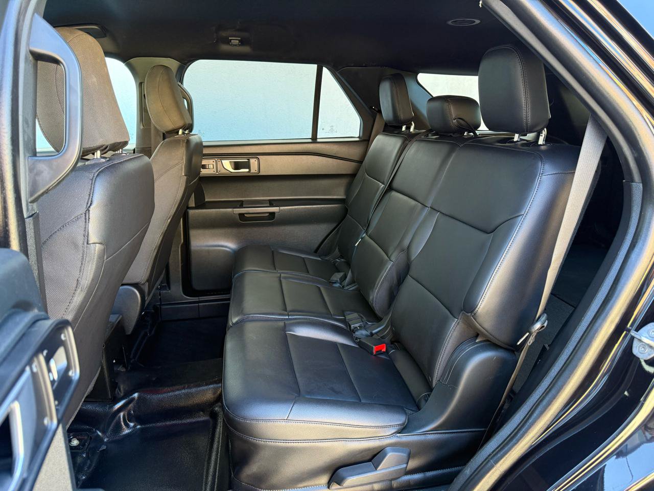Used 2023 Ford Explorer 4WD Police Interceptor image 3