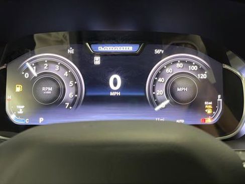 New 2026 RAM 1500 Laramie AWD/4WD image 17