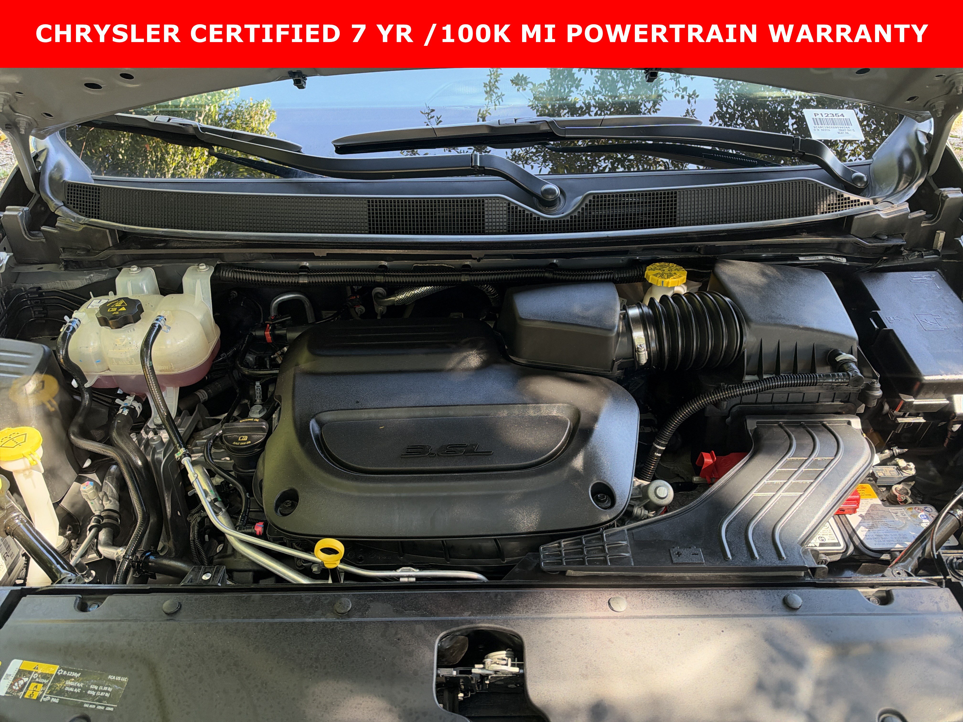 Used 2025 Chrysler Pacifica Select FWD image 33