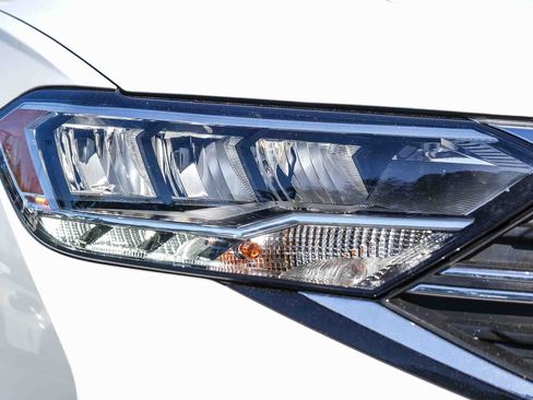 Used 2024 Volkswagen Jetta S FWD image 4