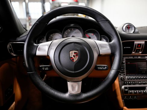 Used 2008 Porsche 911 Carrera 4S image 10