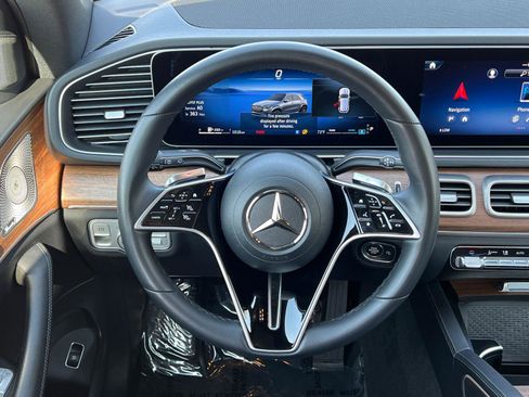 Used 2025 Mercedes-Benz GLE 350 4MATIC image 24