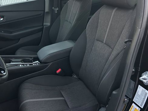 Used 2024 Honda Accord Sport image 8