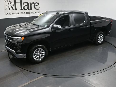 Used 2023 Chevrolet Silverado 1500 LT AWD/4WD image 43
