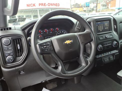 Certified 2022 Chevrolet Silverado 1500 Custom image 8