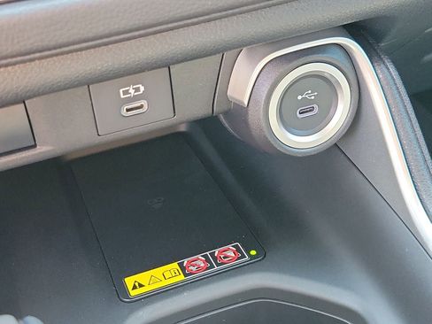 New 2026 Toyota Grand Highlander XLE FWD image 30