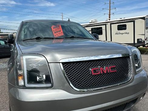 Used 2012 GMC Yukon Denali AWD/4WD image 19