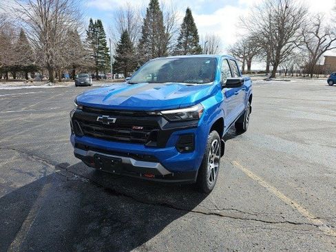 Used 2023 Chevrolet Colorado Z71 w/ Z71 Convenience Package 2 image 1