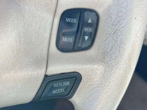 Used 2005 Chevrolet Impala LS w/ Preferred Equipment Group image 30