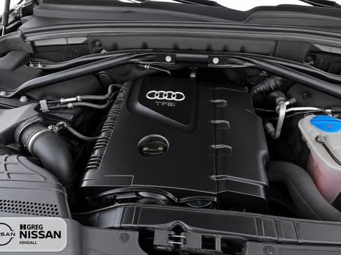 Used 2017 Audi Q5 2.0T Premium AWD/4WD image 15
