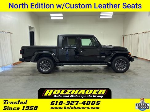Used 2020 Jeep Gladiator Overland AWD/4WD image 1
