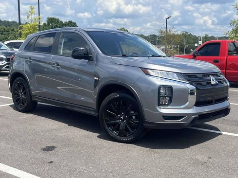 Used 2025 Mitsubishi Outlander Sport ES AWD/4WD image 1