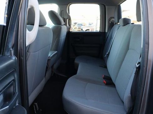 Used 2017 RAM 1500 Express image 36