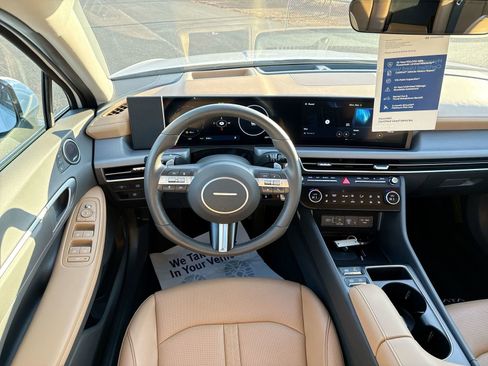Certified 2025 Hyundai Sonata Limited image 18