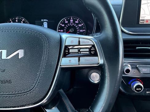 Used 2022 Kia Telluride LX image 23