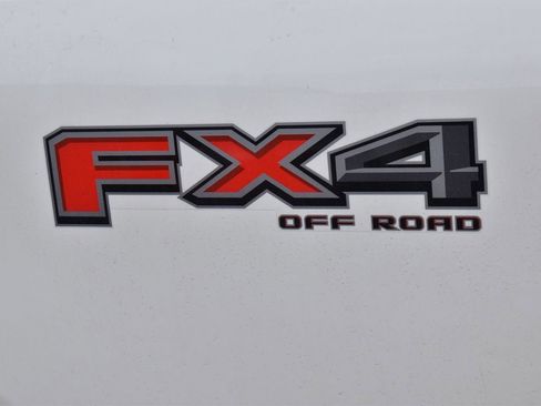 Certified 2025 Ford F250 Lariat w/ Lariat Ultimate Package AWD/4WD image 12